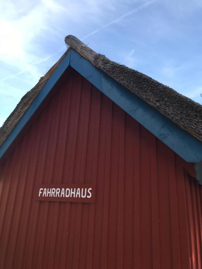 "Steuermannskammer" By Ferienhaus Strandgut Born Exterior photo